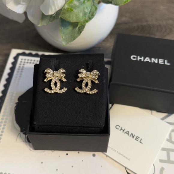 CHANEL Gold Crystal Bow CC Stud Earrings - Picture 1 of 9